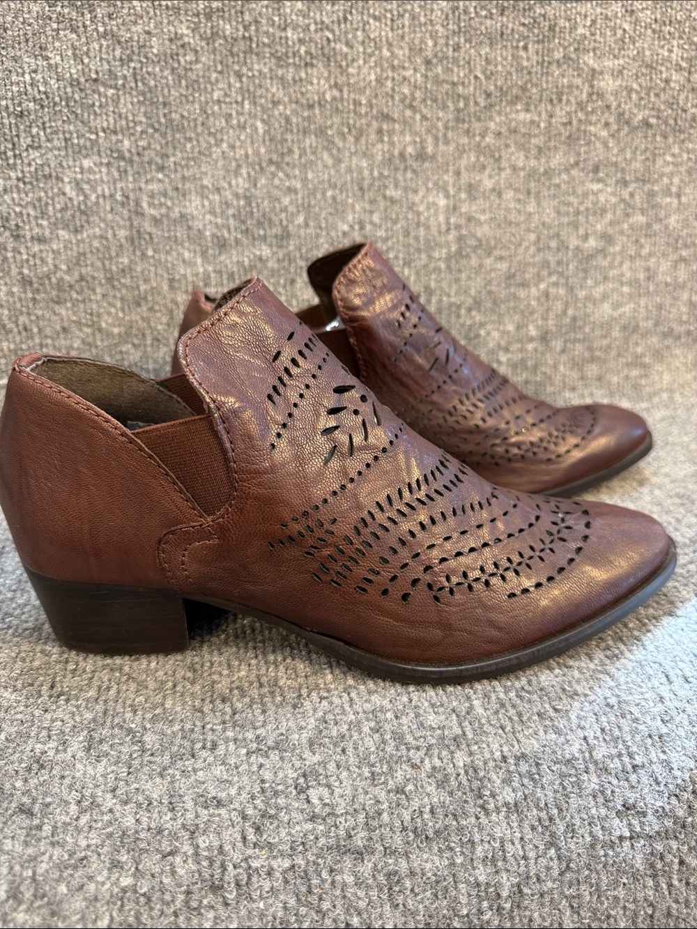 Soft Surroundings Sun Valley Brown Perforated Leather Ankle Booties Size 8.5